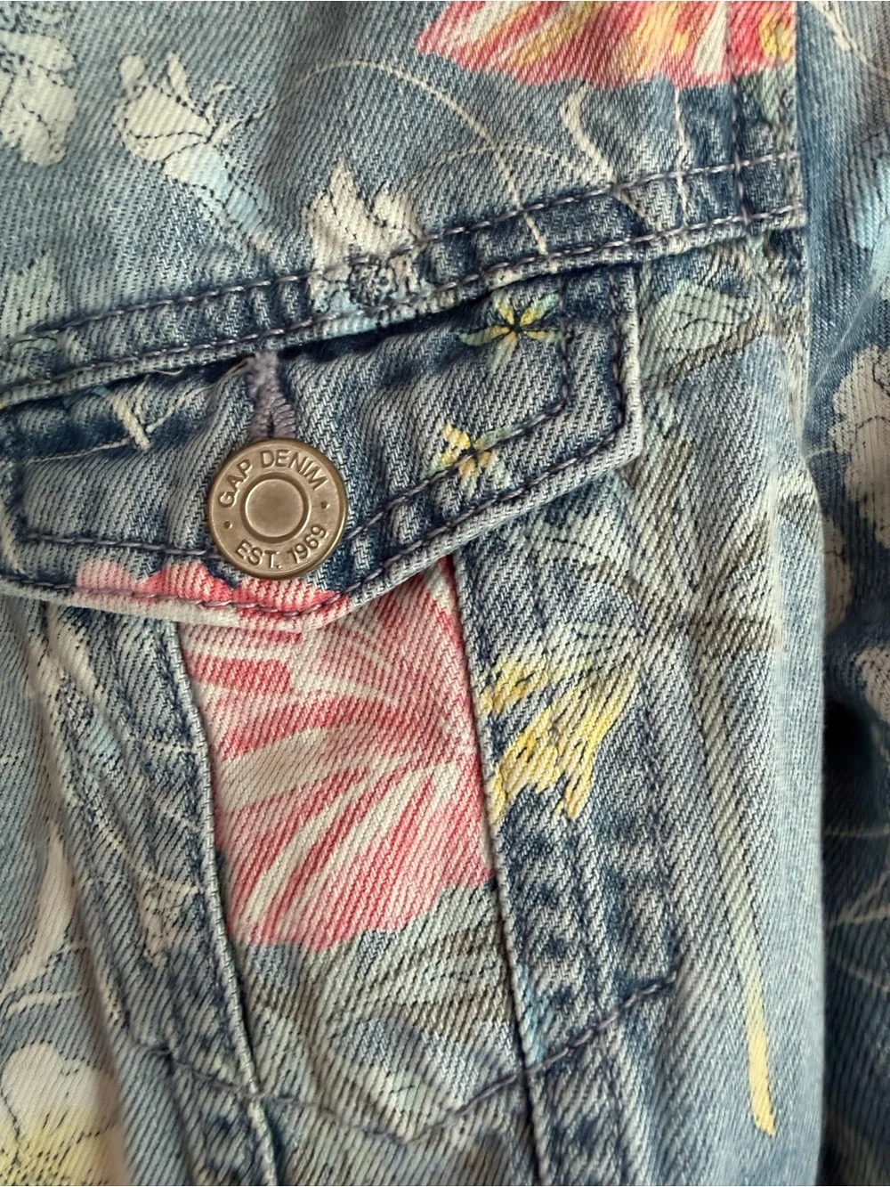 GAP Denim Floral Print Jean Jacket Trucker Light Wash Cotton Medium M girls